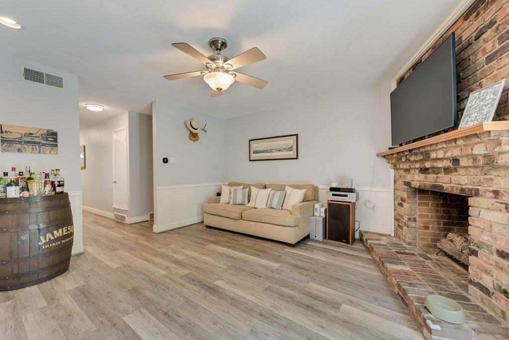 9619 Liptonshire Dr - Photo 6 of 30