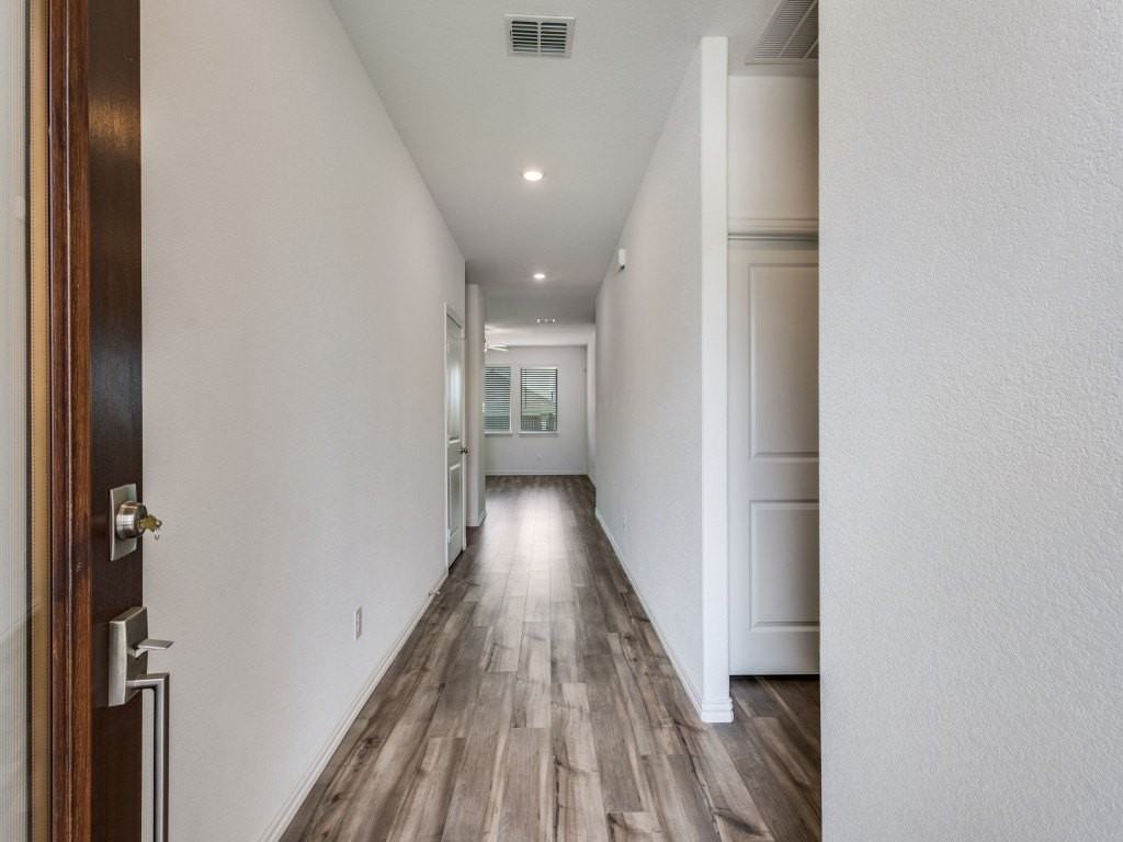 1601 Madison Dr - Photo 3 of 20