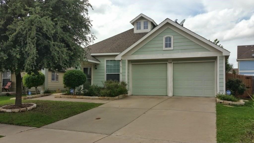 9840 Hedge Bell Dr - Photo 4 of 22