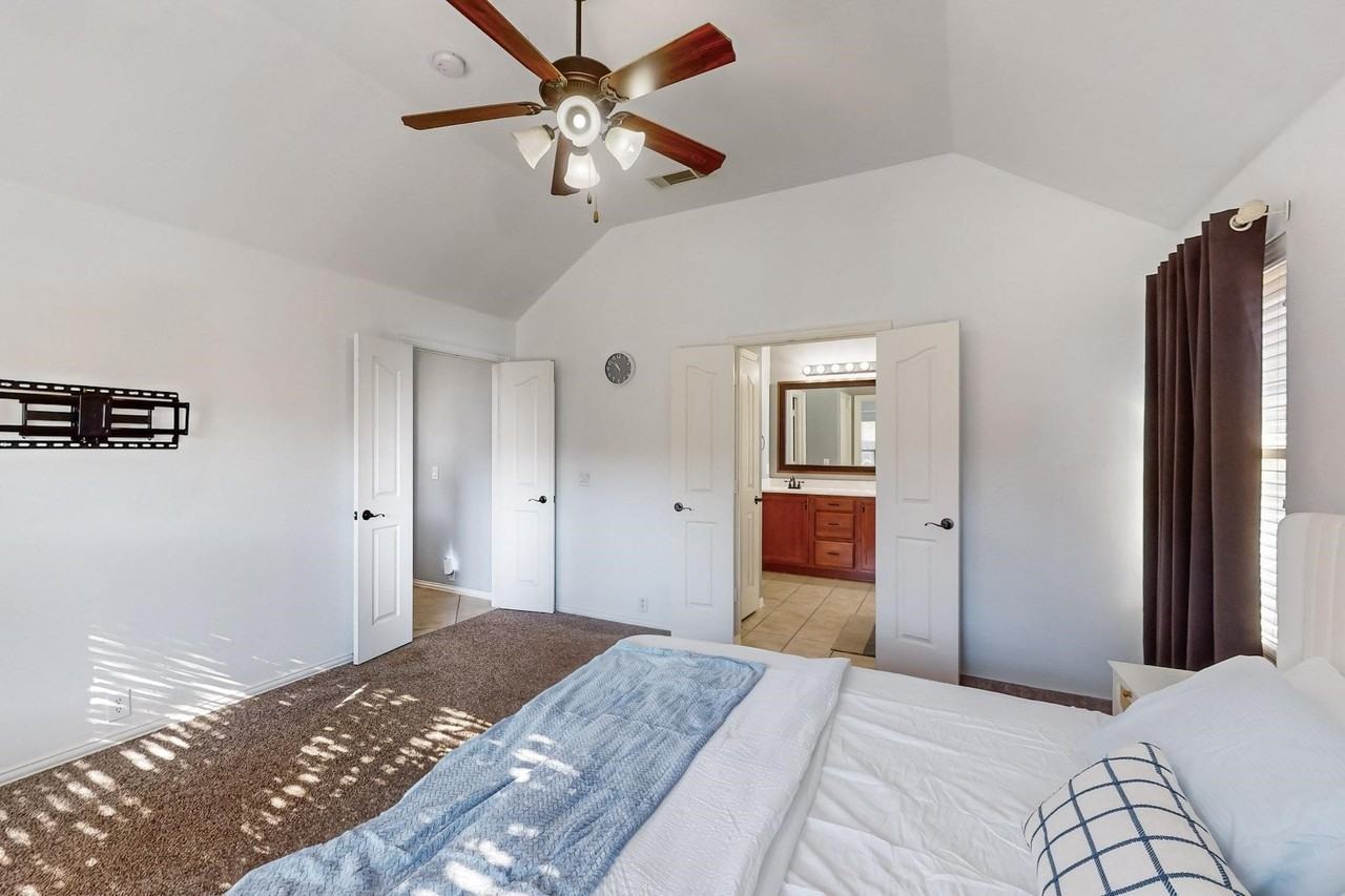 6904 Dream Dust Dr - Photo 4 of 21