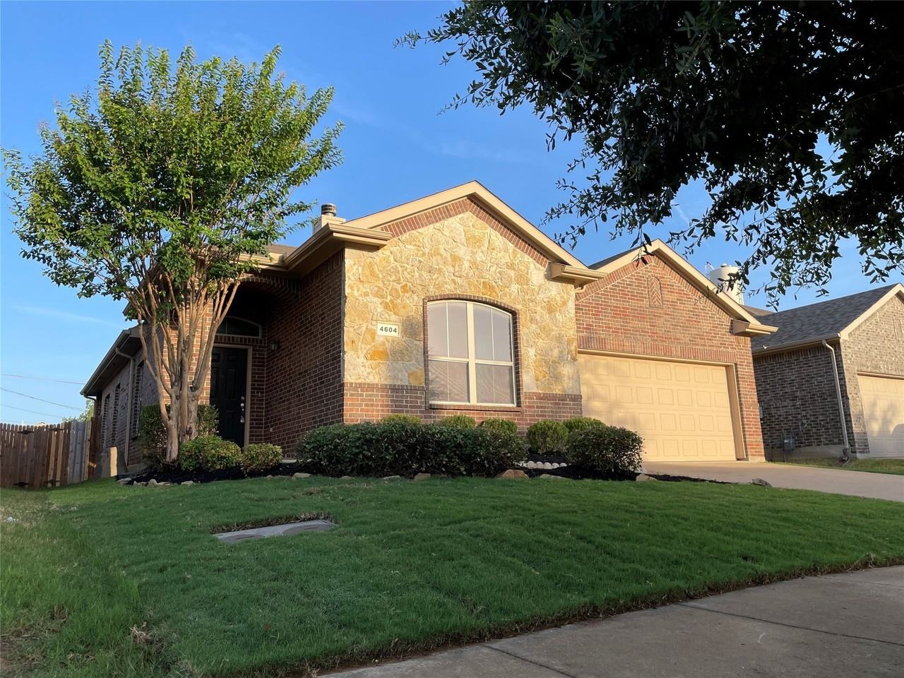 4604 Gunnison Dr - Photo 4 of 25