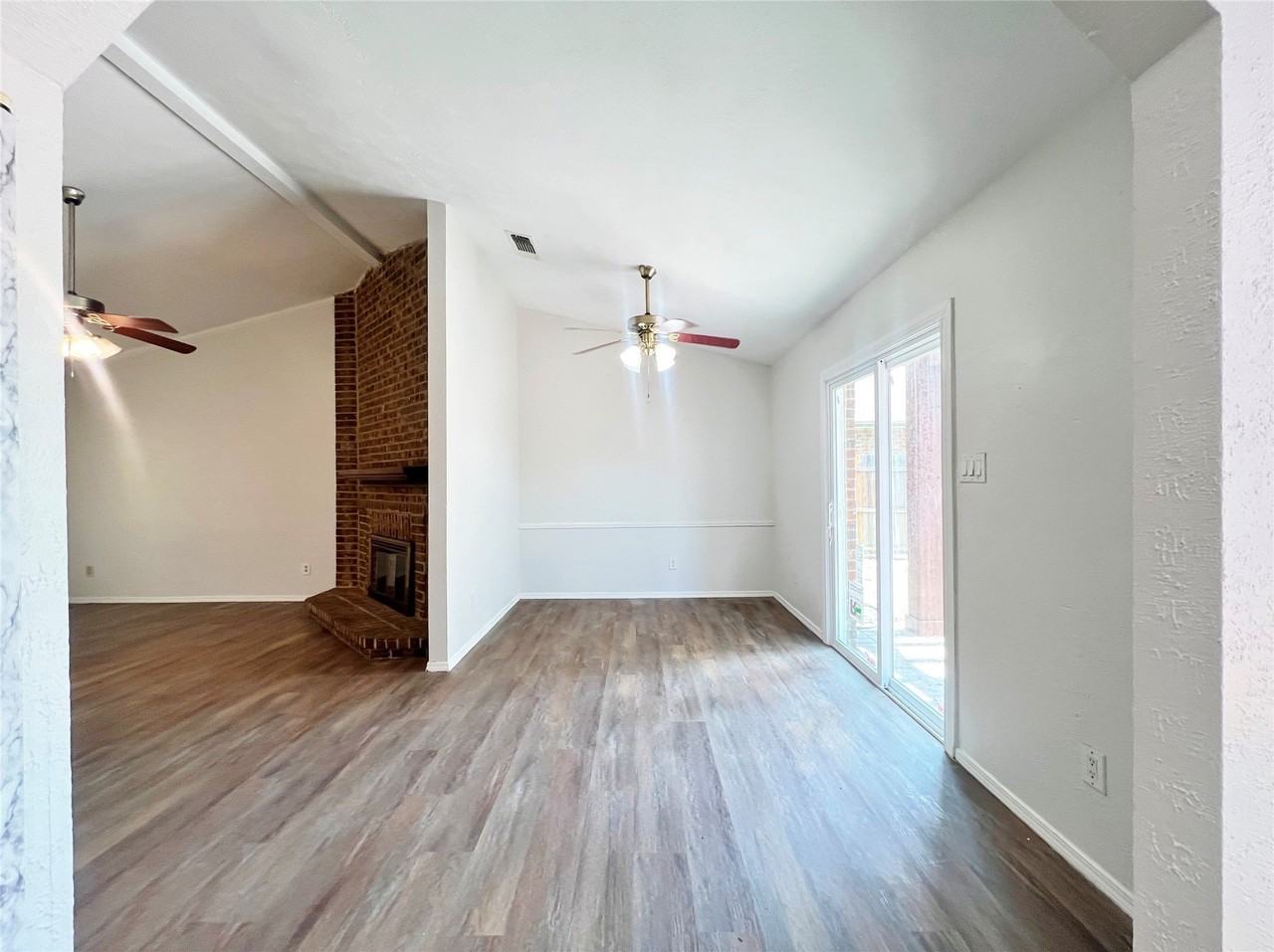 1308 Mistywood Ln - Photo 5 of 14