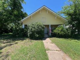 featured image of 408 Arch St