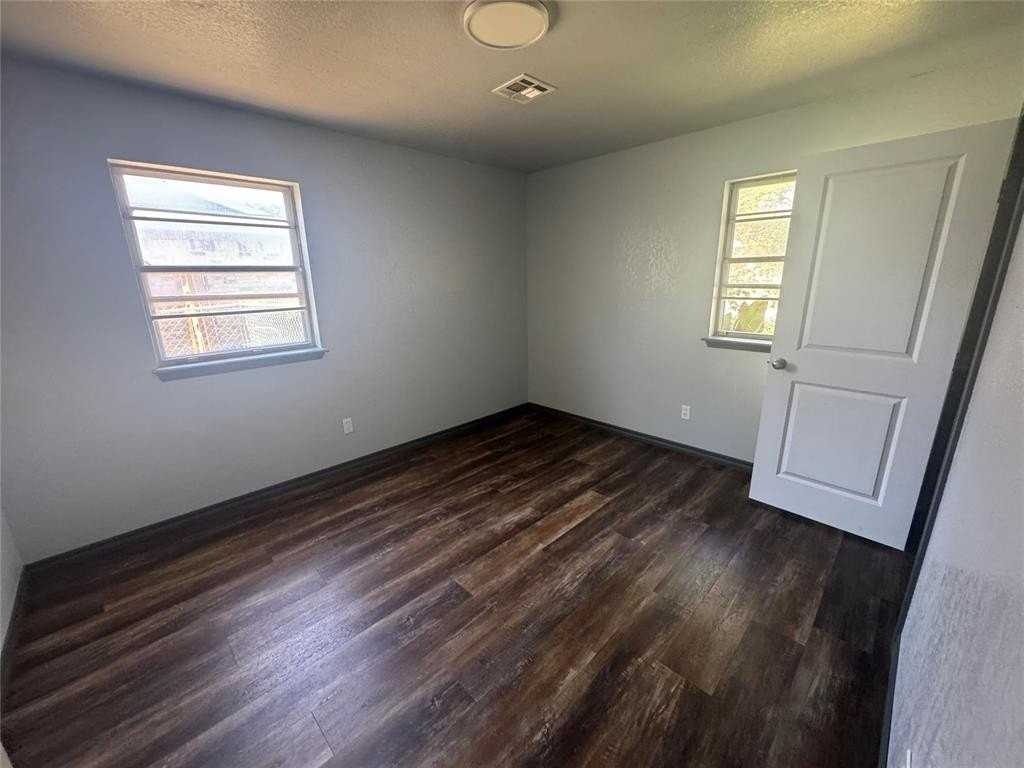 137 Bluestem St - Photo 4 of 5