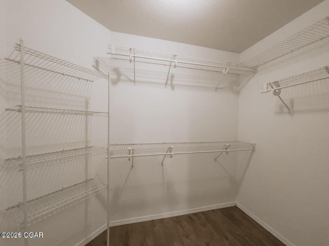 914 Briarview - Photo 7 of 14