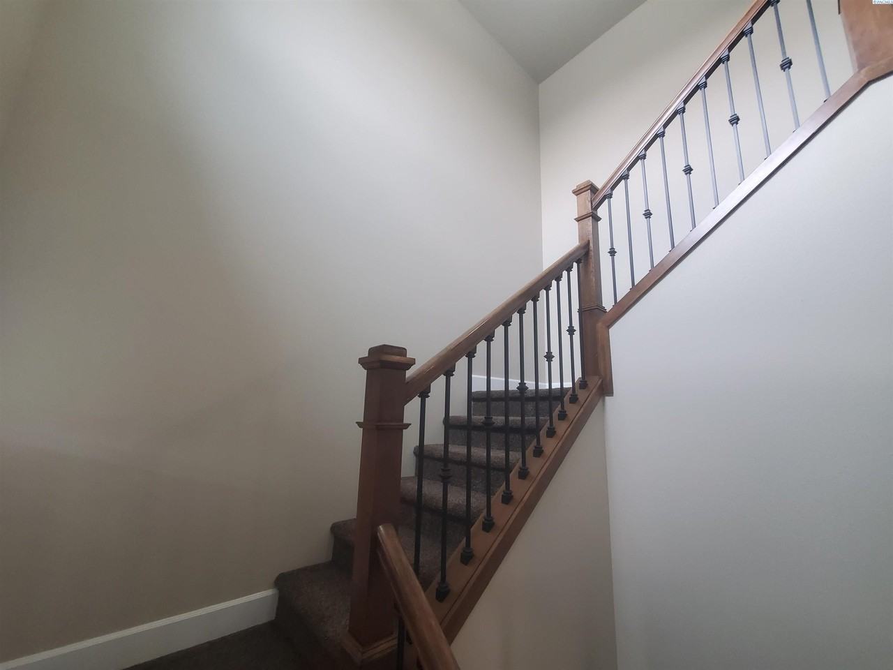 10260 W 18th Ct - Photo 2 of 28