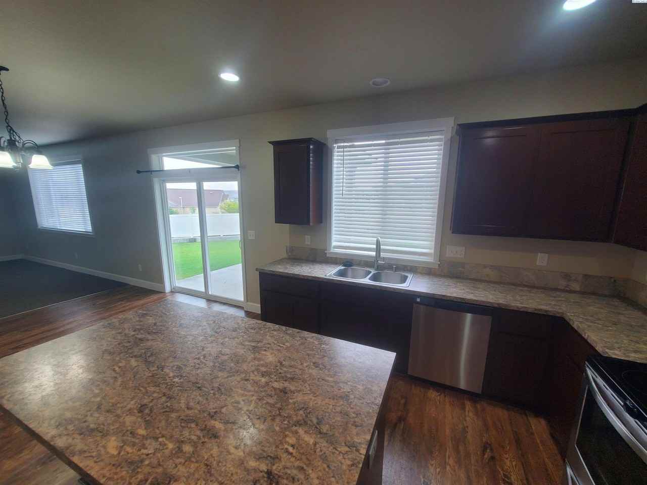 10260 W 18th Ct - Photo 6 of 28