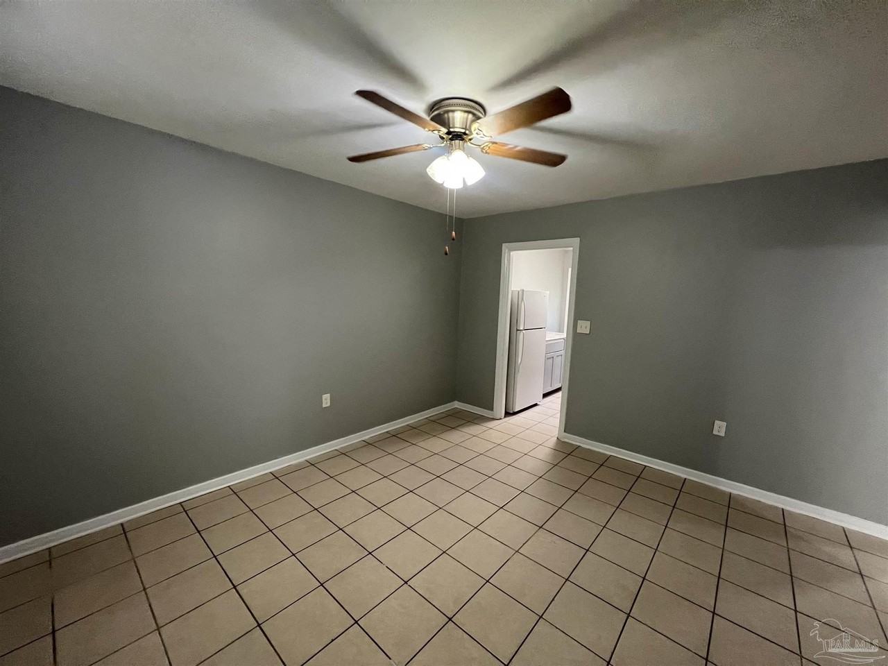 103 Ellinor Ct #B - Photo 2 of 15