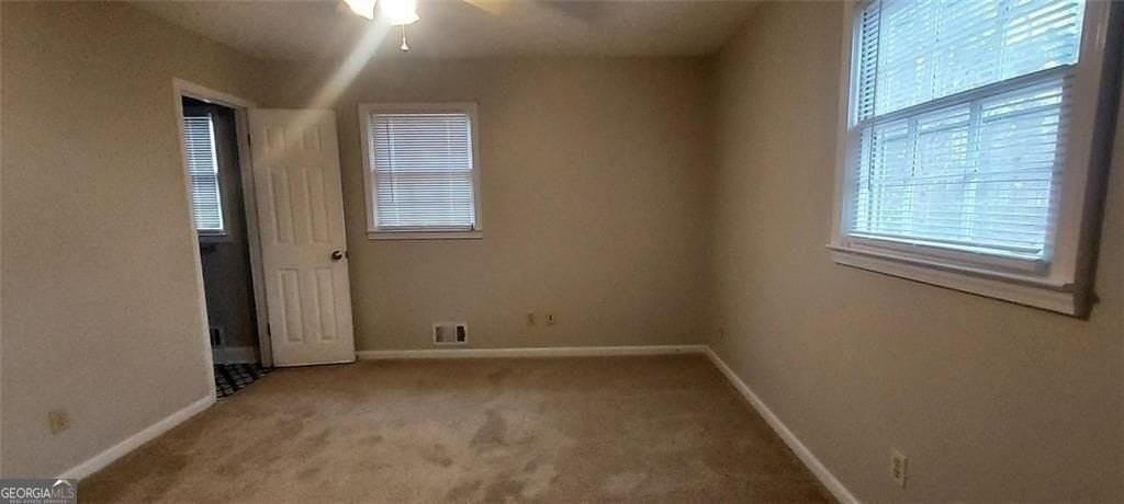 5030 Beth St - Photo 6 of 15