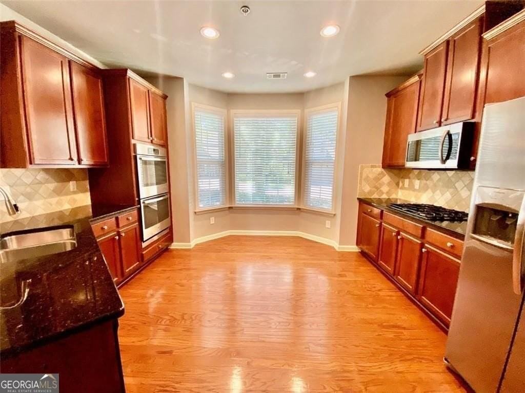 3322 Castleberry Village Dr - Photo 3 of 19