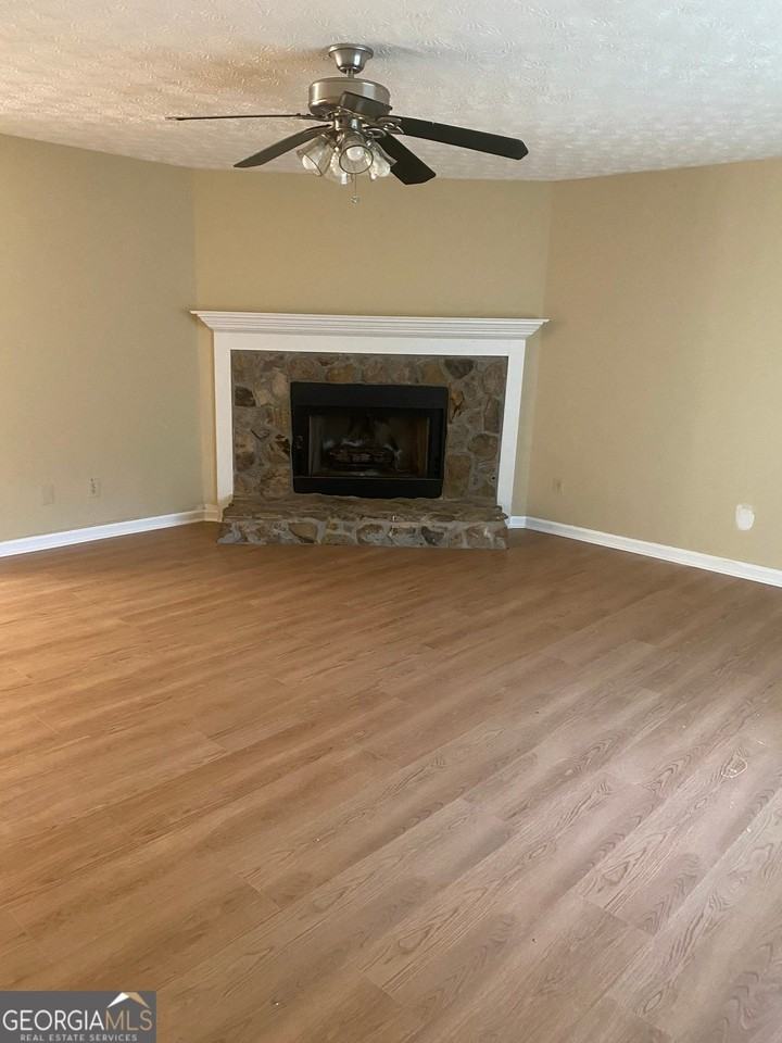 218 Benton Flds - Photo 4 of 12