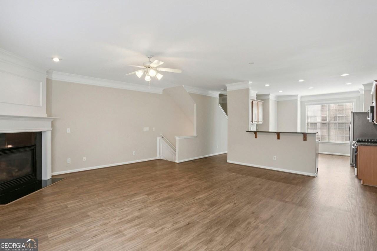 642 Bernay Way - Photo 5 of 21