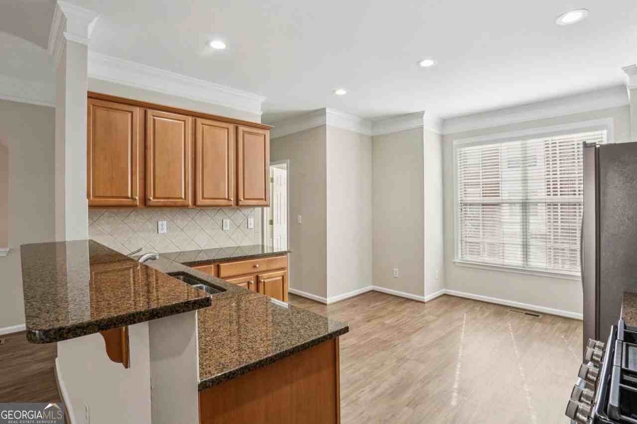 642 Bernay Way - Photo 6 of 21