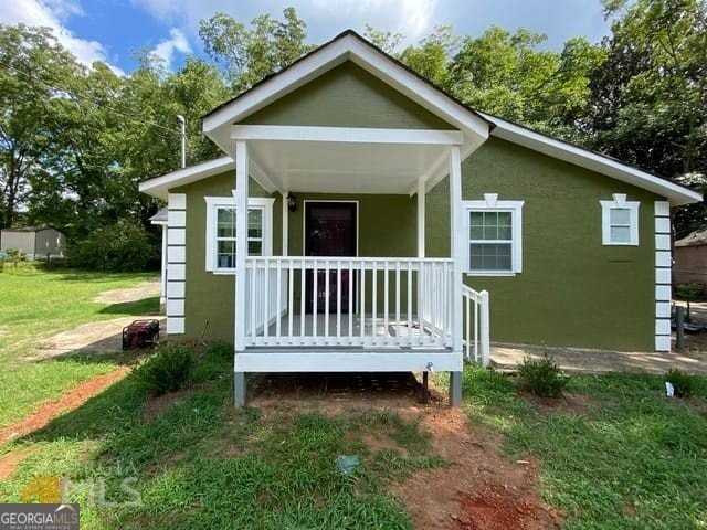 428 Circus St