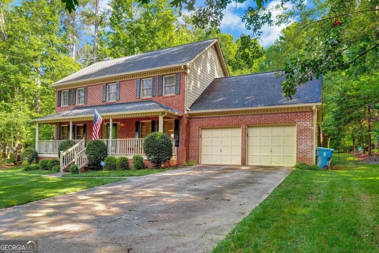 295 Oakmere Dr - Photo 4 of 30