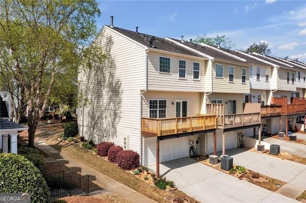 614 Market Place Ln - Photo 2 of 12