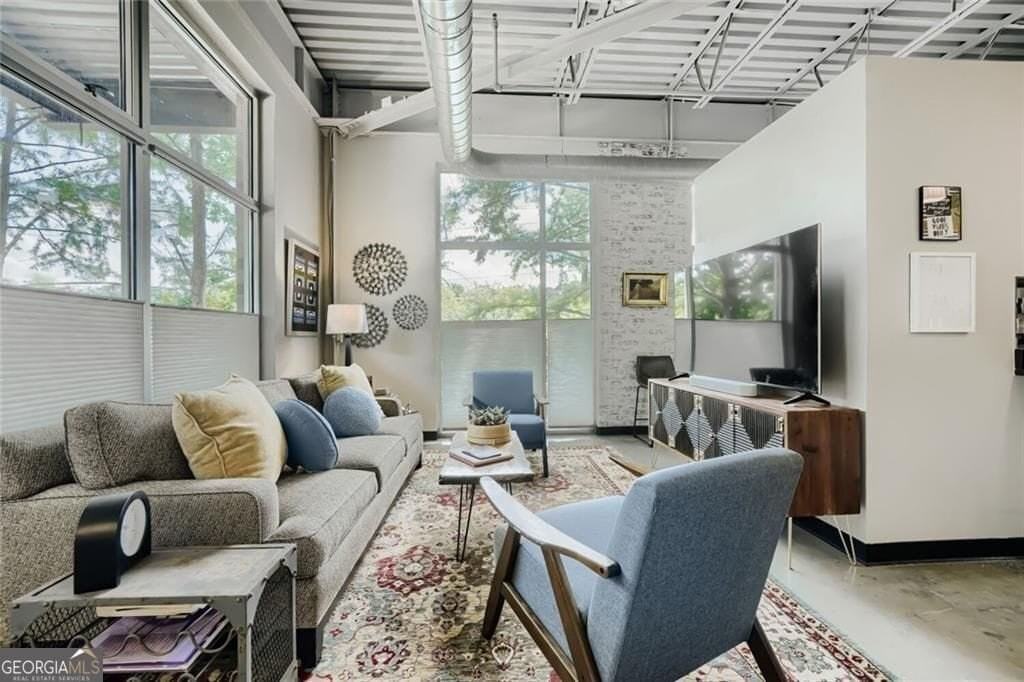 5200 Peachtree Rd