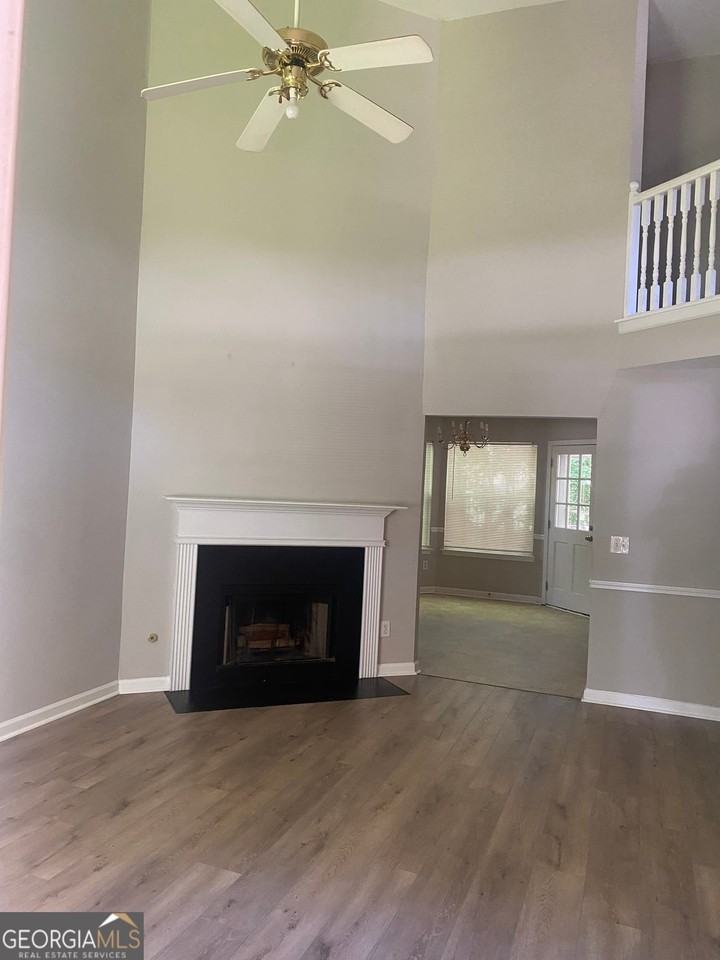 553 Wren Walk - Photo 2 of 12