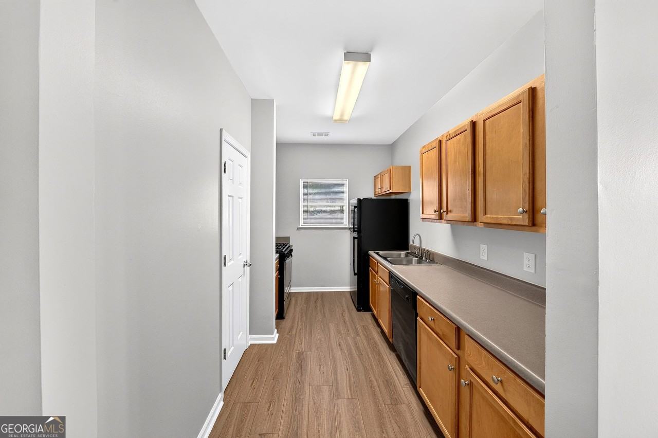 4852 Tangerine Cir - Photo 7 of 39