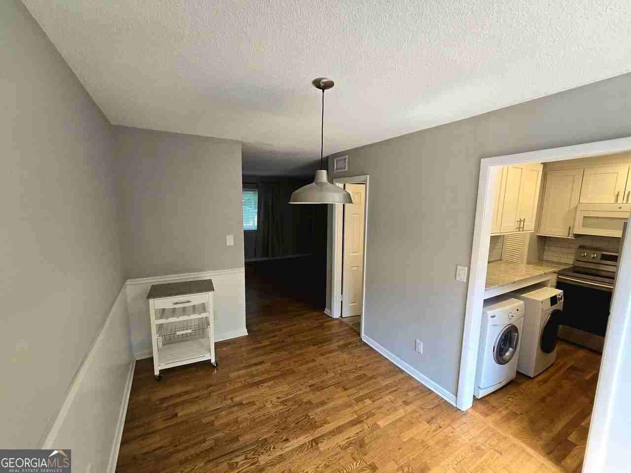 1600 Briarcliff Rd Ne - Photo 5 of 7