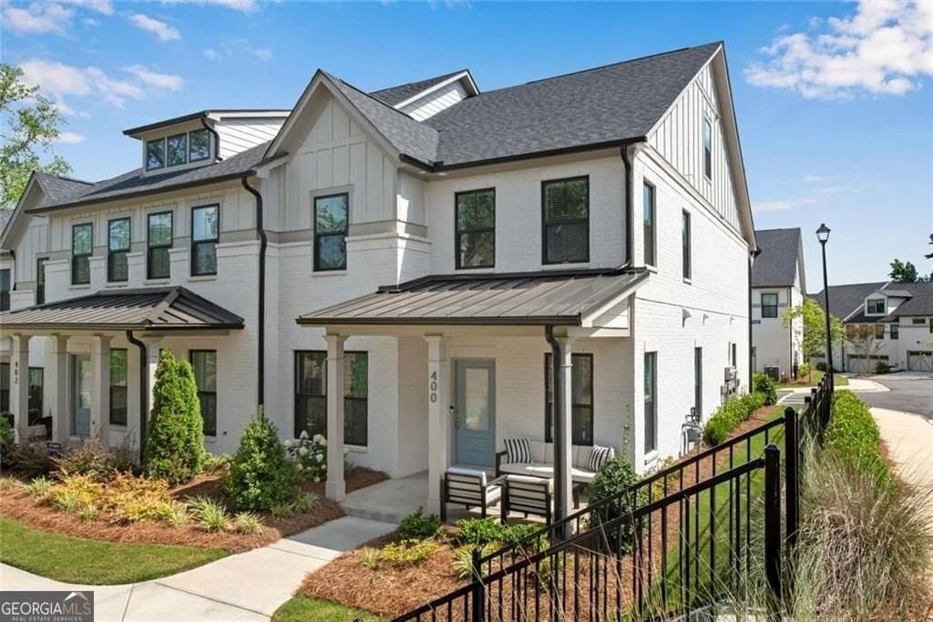 400 Renwood Trl - Photo 2 of 50