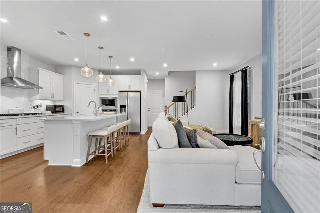 400 Renwood Trl - Photo 6 of 50