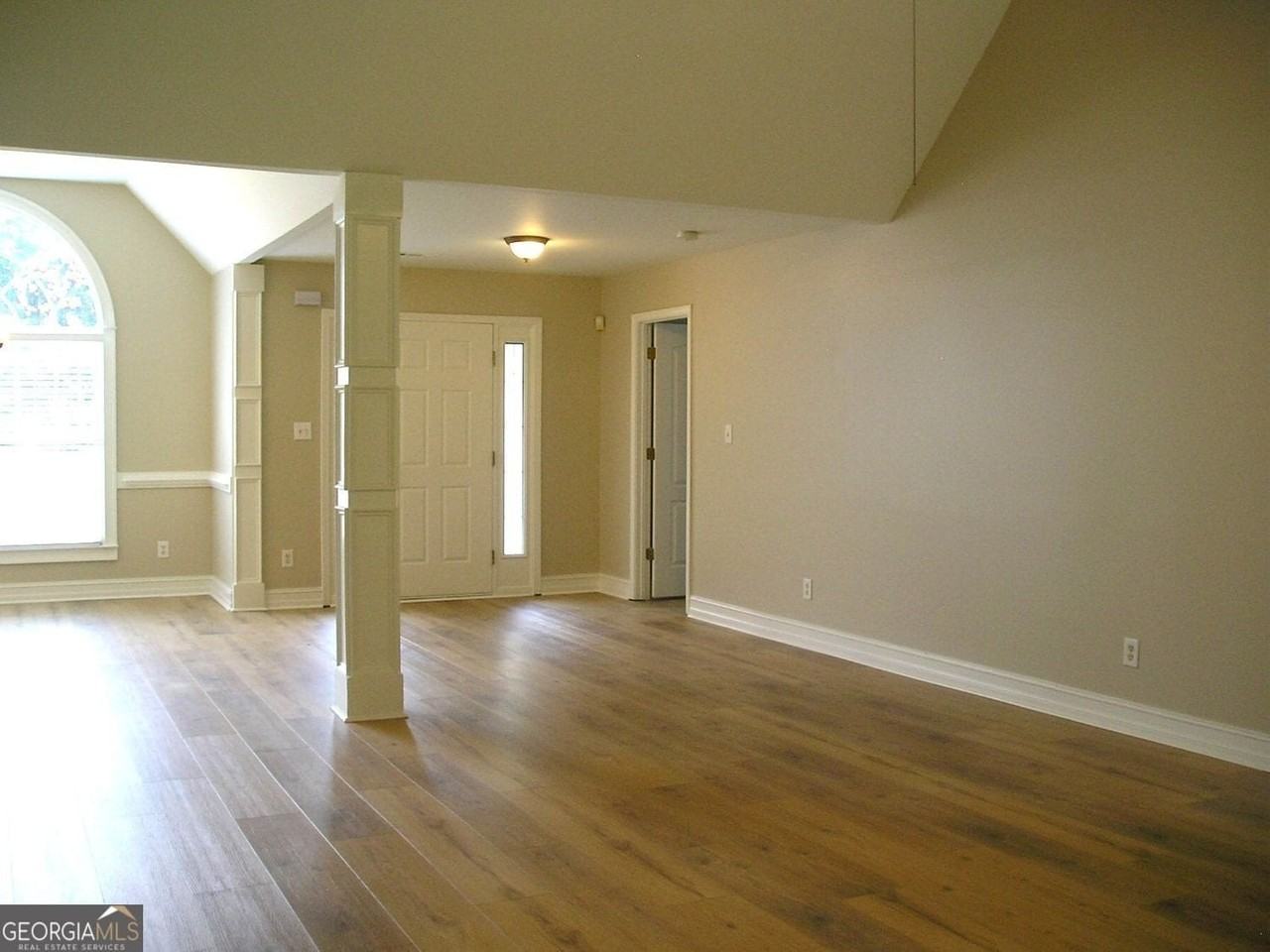 2830 The Terraces Way - Photo 5 of 25