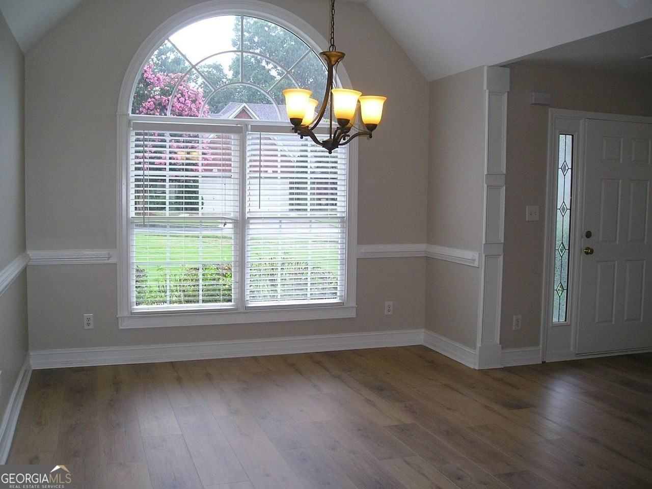 2830 The Terraces Way - Photo 7 of 25