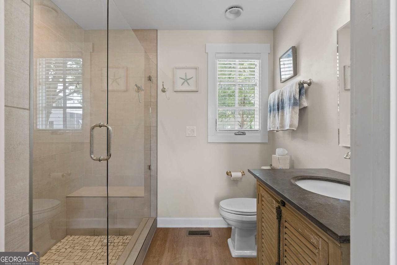 147 Central Ave - Photo 4 of 49