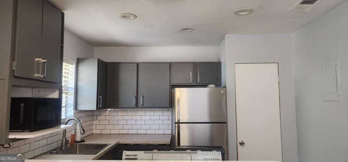3991 Ester Dr Sw - Photo 3 of 5
