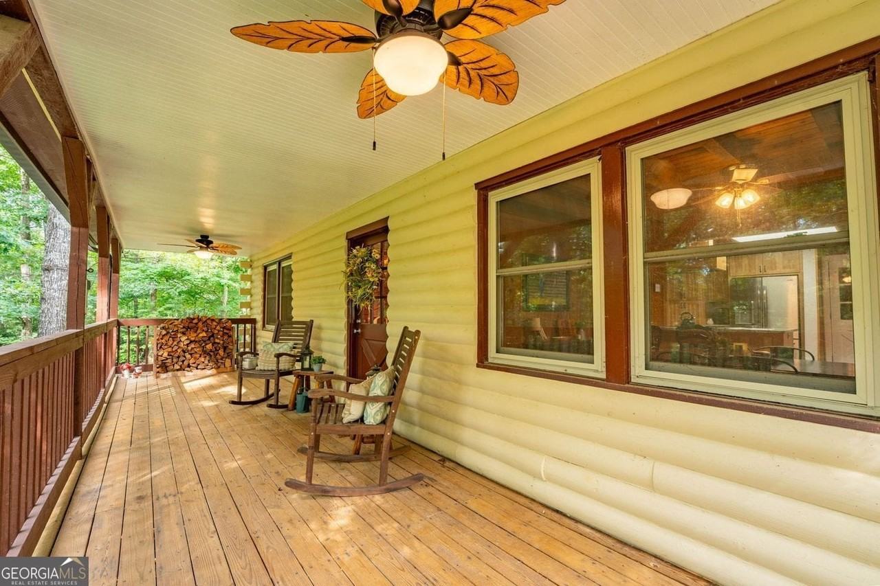 465 Waters Edge Dr - Photo 3 of 22