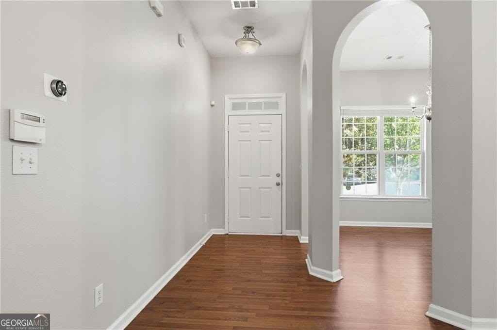 218 Ranier Ct - Photo 3 of 28