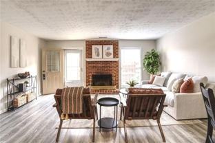 587 Wedgewood Dr - Photo 1 of 1