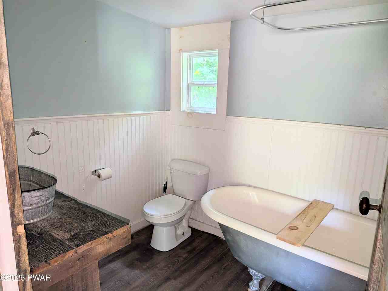 105 Delaware Dr - Photo 4 of 8