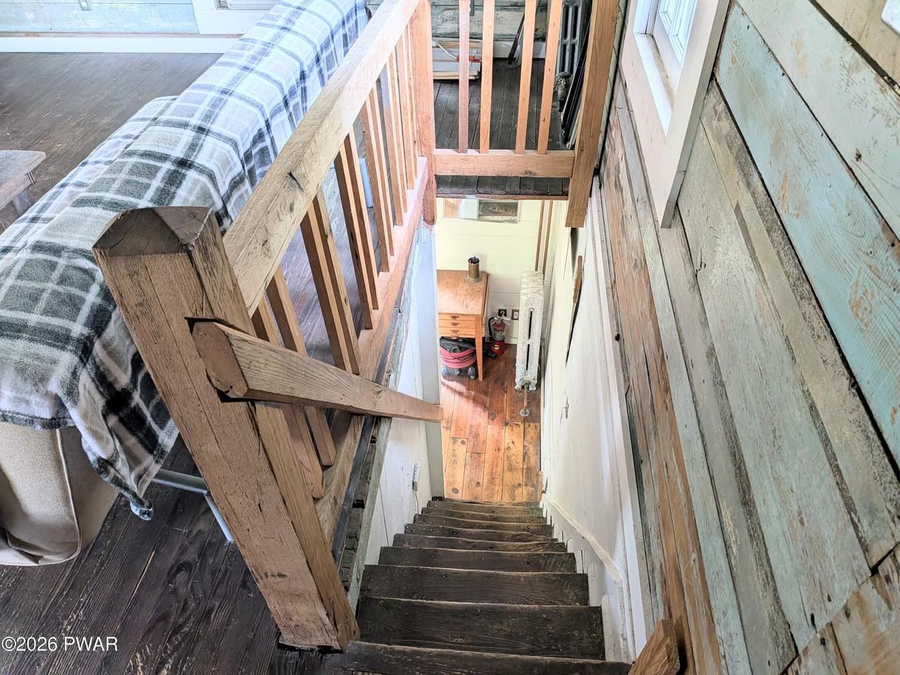 105 Delaware Dr - Photo 5 of 8