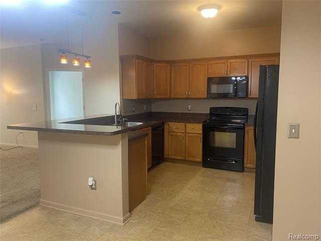 34558 Northrup Dr - Photo 7 of 15