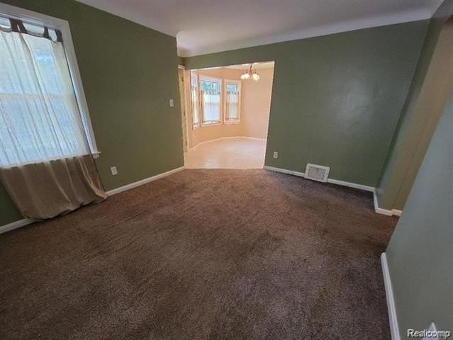 15801 Centralia - Photo 4 of 28
