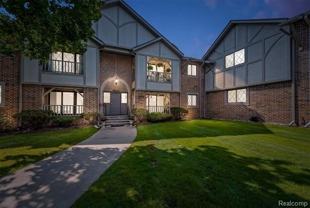 42160 Woodward Ave #18 - Photo 1 of 1