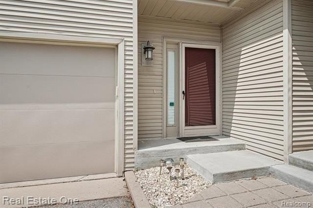 701 Charing Ct - Photo 4 of 26