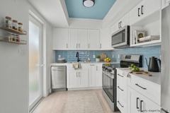 411B Ne 57th Ct - Photo 1 of 1