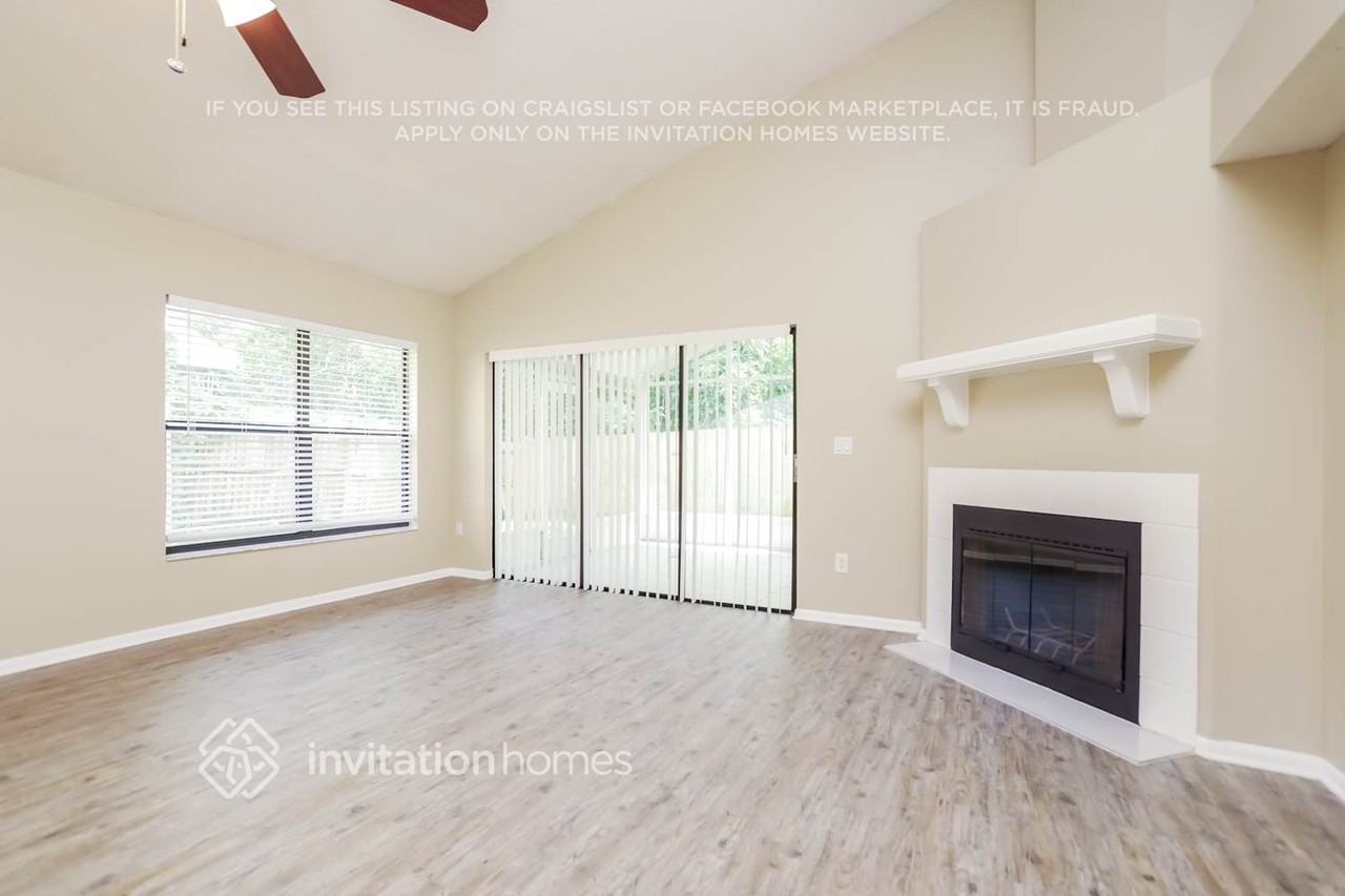 391 Cidermill Pl - Photo 4 of 20