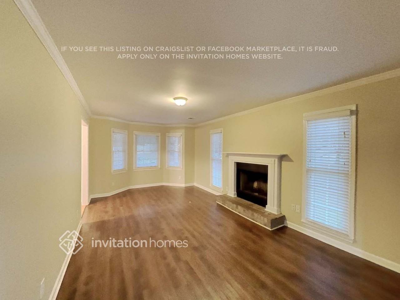 4351 Lakeside Hills Way Ne - Photo 5 of 18