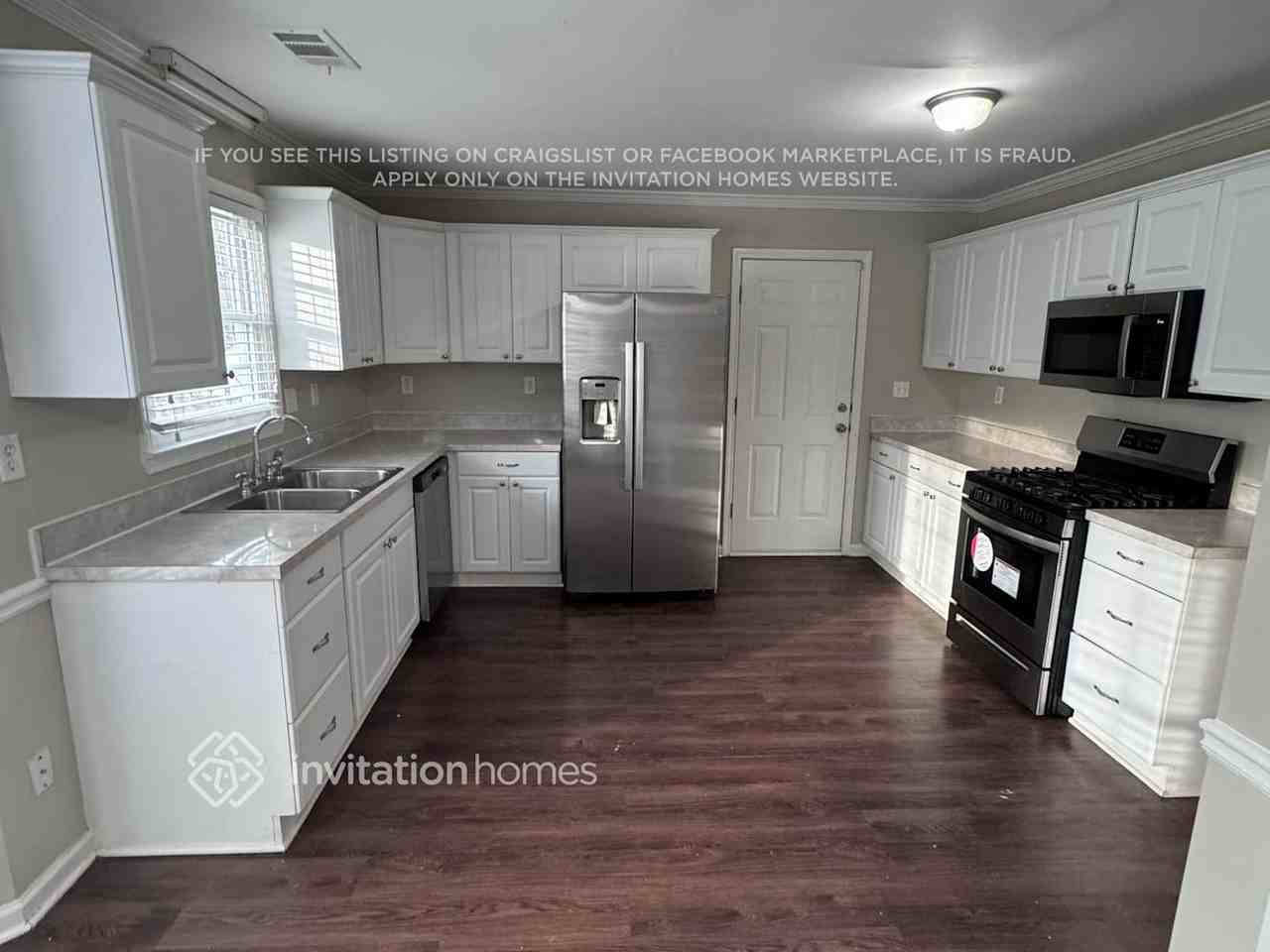4351 Lakeside Hills Way Ne - Photo 6 of 18