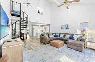 featured image of 3700 Golf Colony Ln #1
