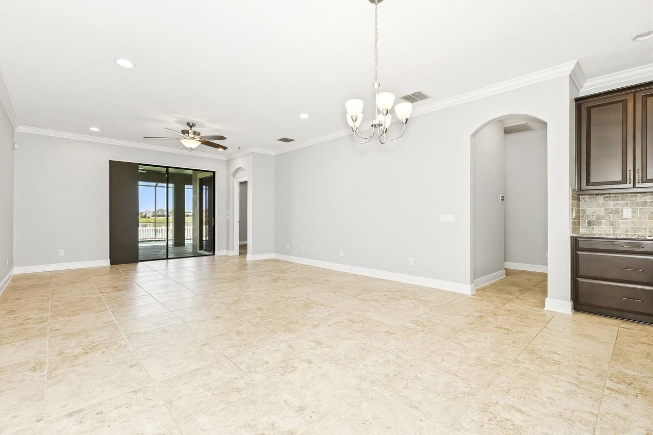 19367 Long Lake Ranch Blvd #1 - Photo 3 of 22