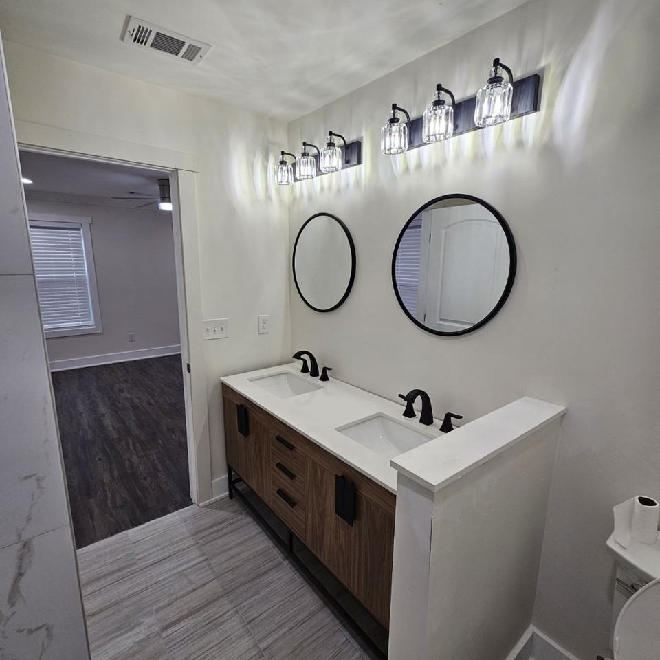 438 Griffin St Nw #1 - Photo 4 of 12