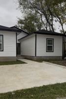 featured image of 4207 Commercial Ave #102