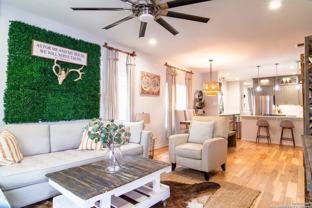 705 W Elsmere Pl - Photo 1 of 1