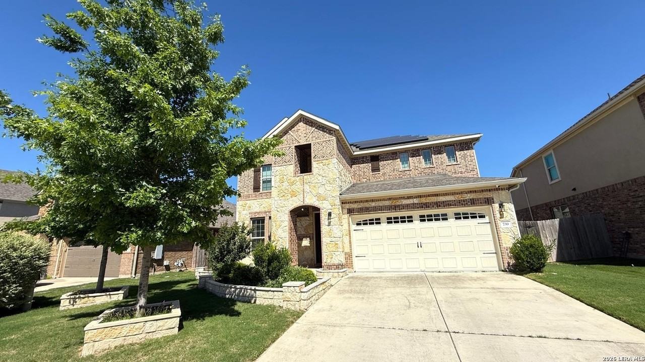 739 Kenney Fort Xing - Photo 2 of 14