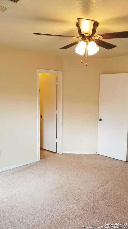 8010 Braes Run - Photo 7 of 30